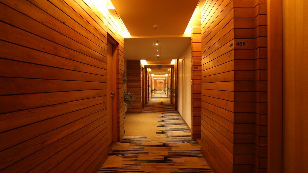 Country Inn & Suites By Radisson, มีรัท ภายนอก รูปภาพ